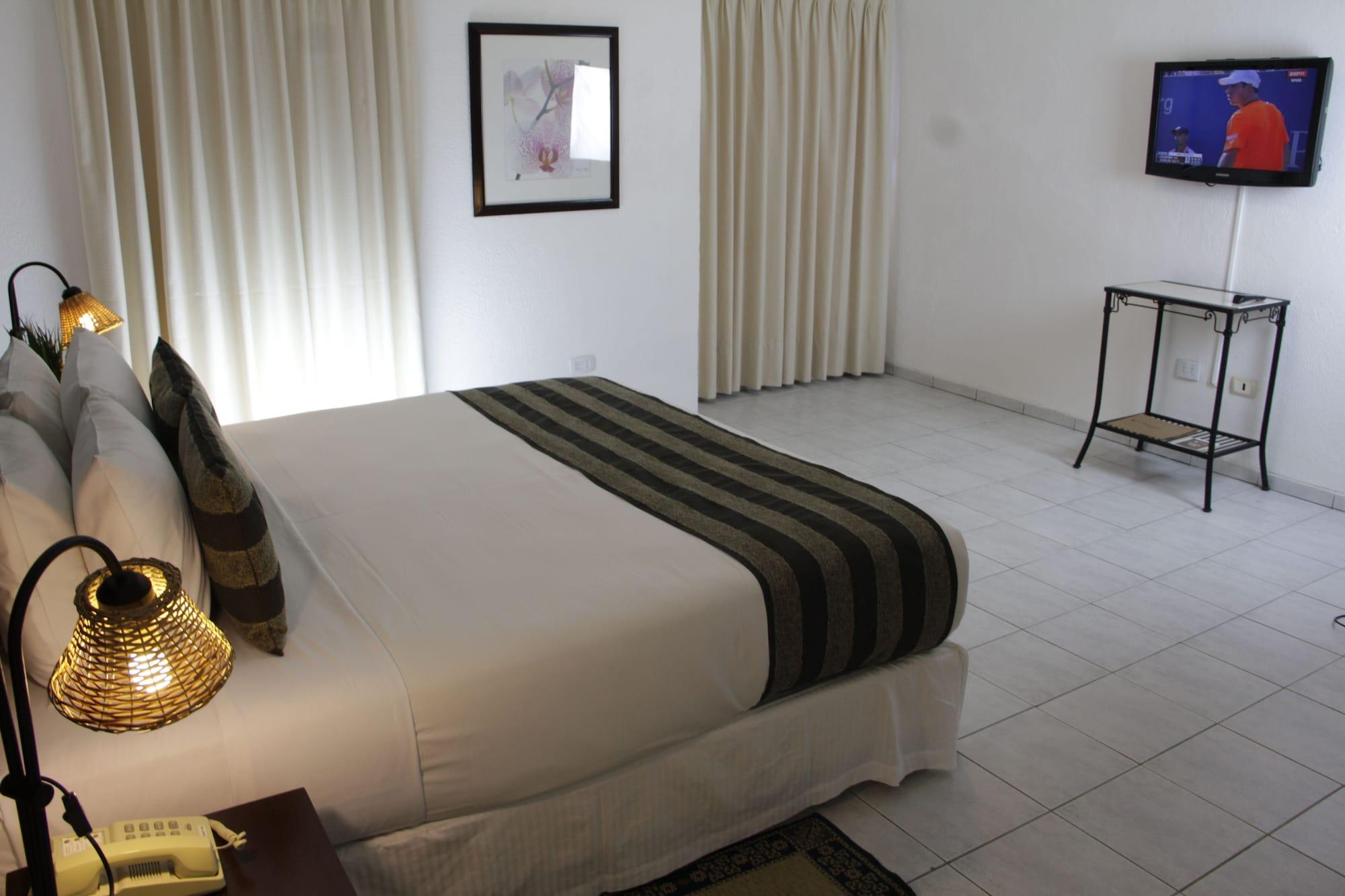 Buganvillas Hotel Suites Santa Cruz de La Sierra Buitenkant foto