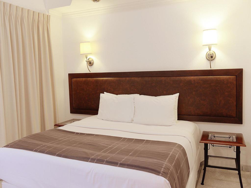 Buganvillas Hotel Suites Santa Cruz de La Sierra Buitenkant foto