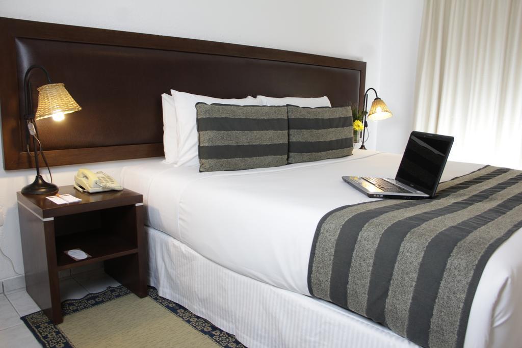 Buganvillas Hotel Suites Santa Cruz de La Sierra Buitenkant foto