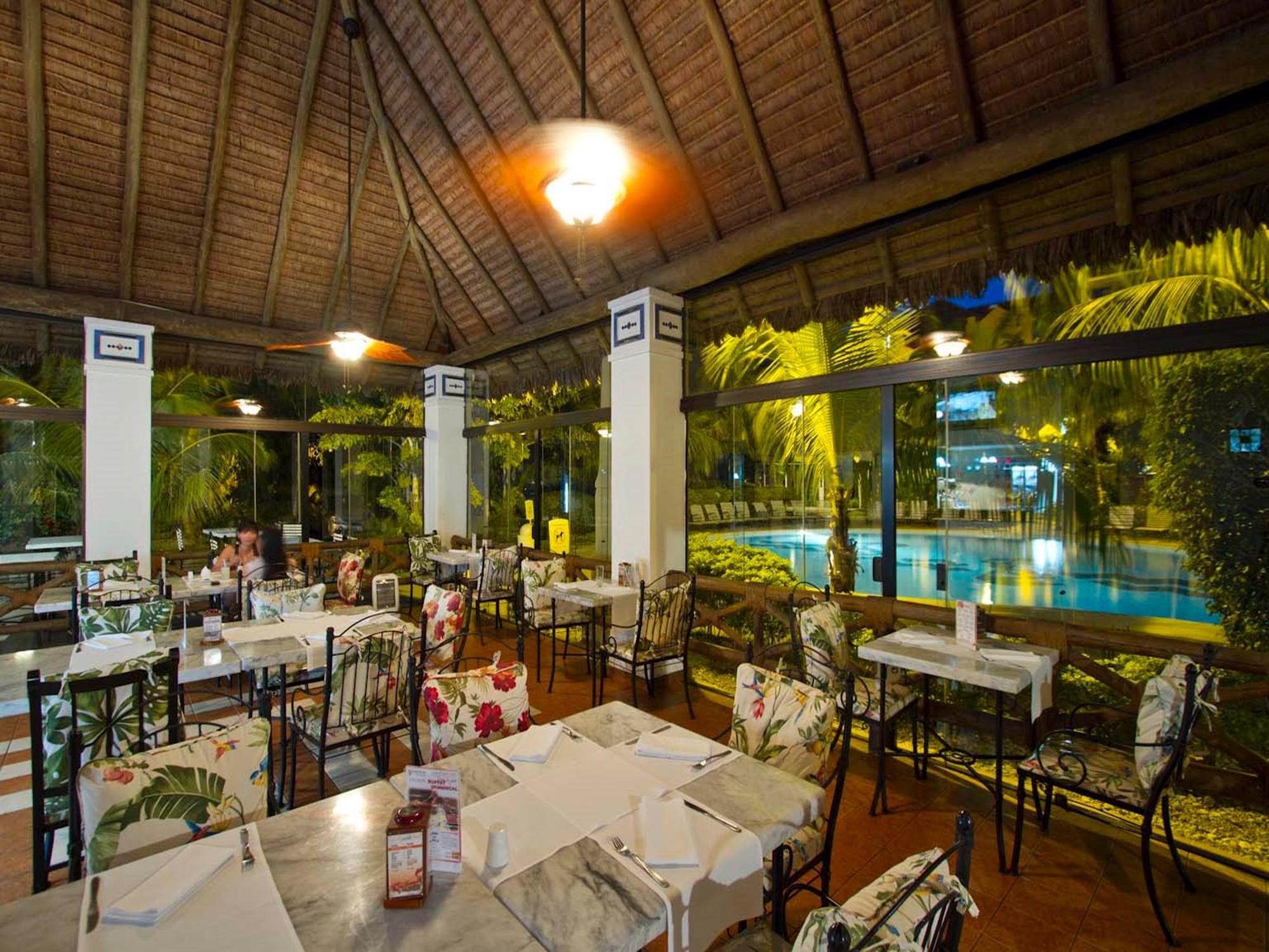 Buganvillas Hotel Suites Santa Cruz de La Sierra Buitenkant foto